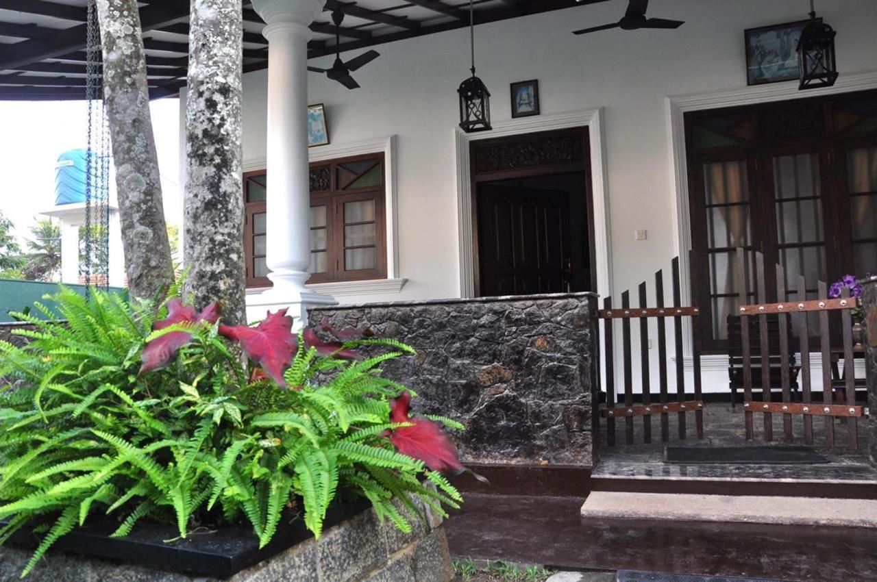 Mama Villa Hikkaduwa Esterno foto